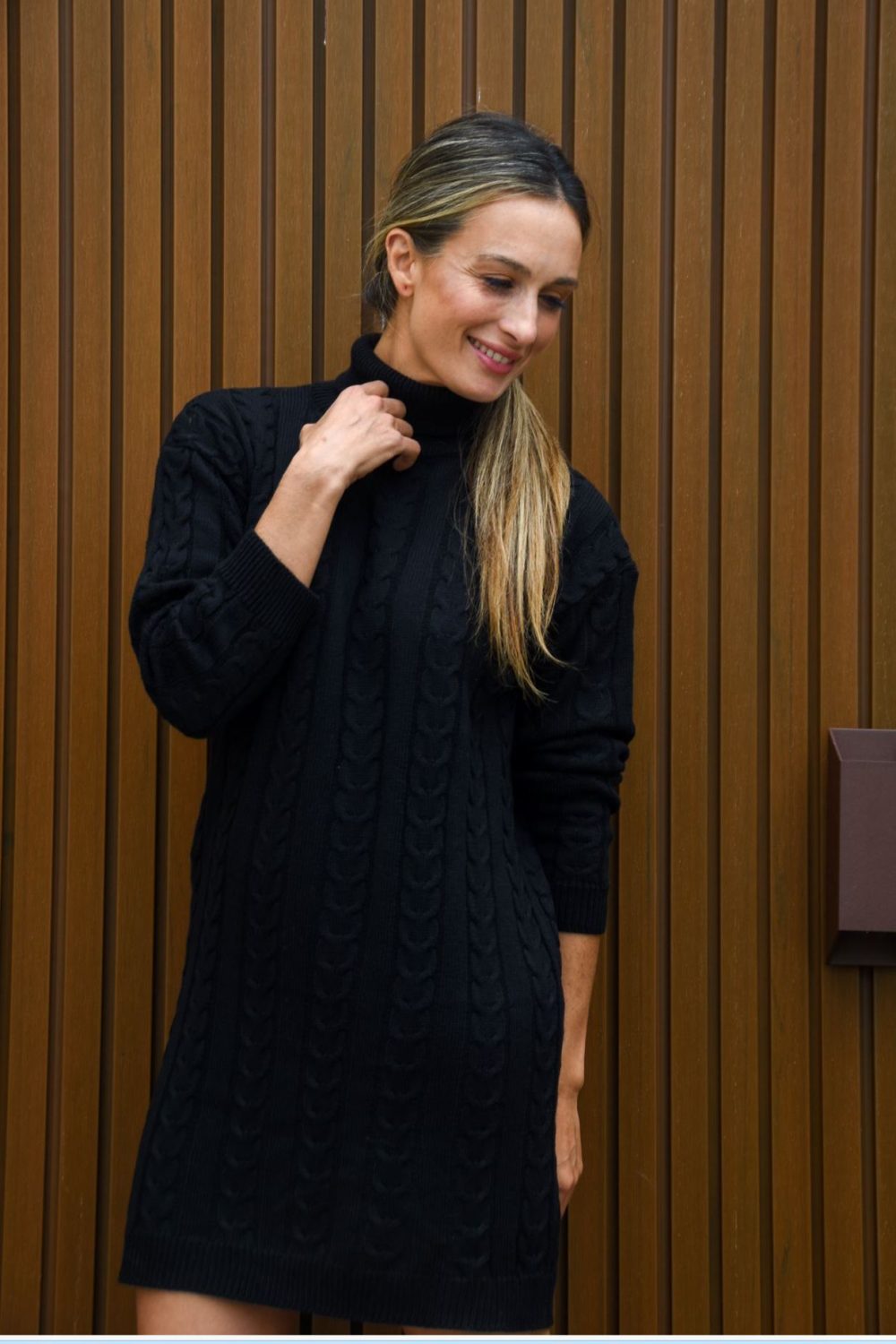 Polera negra vestido